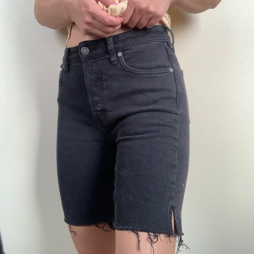 FREE PEOPLE black denim shorts